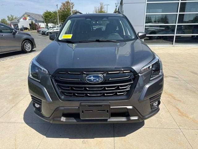 2024 Subaru Forester Premium AWD