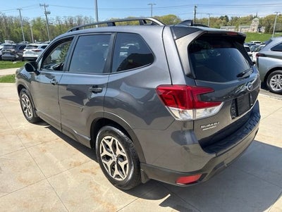 2024 Subaru Forester Premium AWD