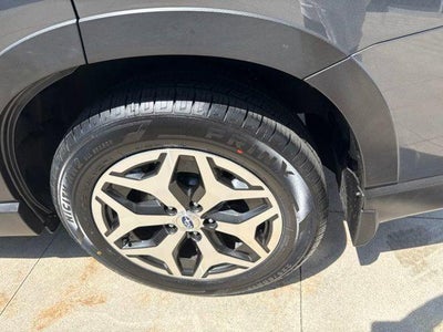 2024 Subaru Forester Premium AWD