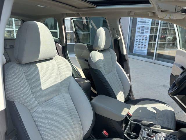 2023 Subaru Forester Premium CVT
