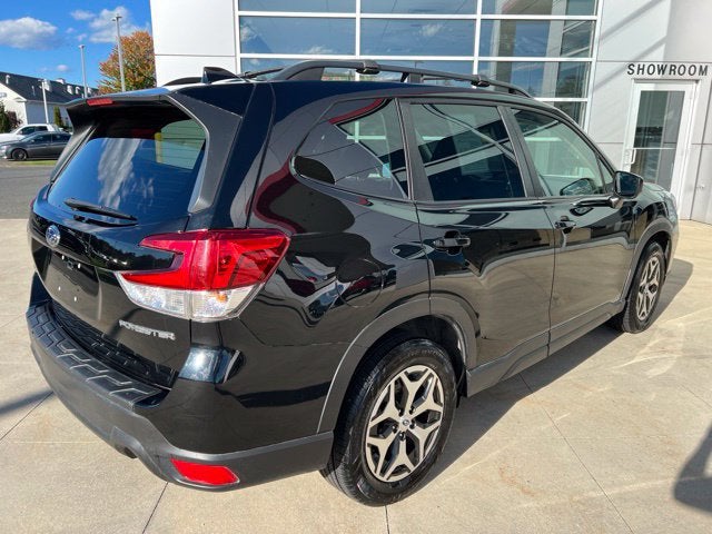 2021 Subaru Forester Premium CVT