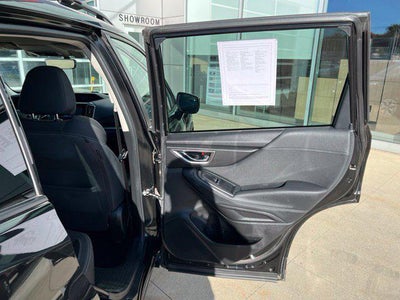 2021 Subaru Forester Premium CVT