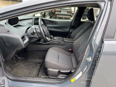 2025 Toyota Prius LE