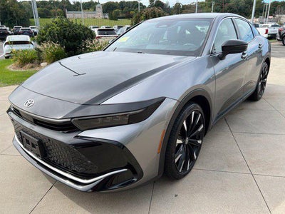 2023 Toyota Crown Platinum AWD