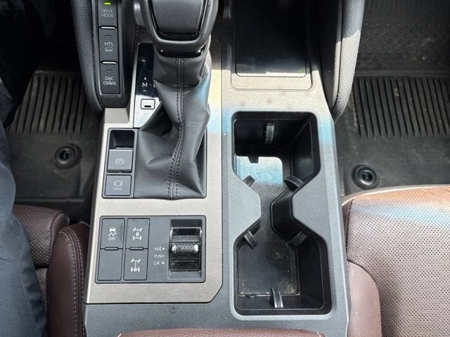 2025 Toyota Land Cruiser 4WD