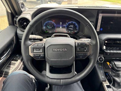 2025 Toyota Land Cruiser 4WD
