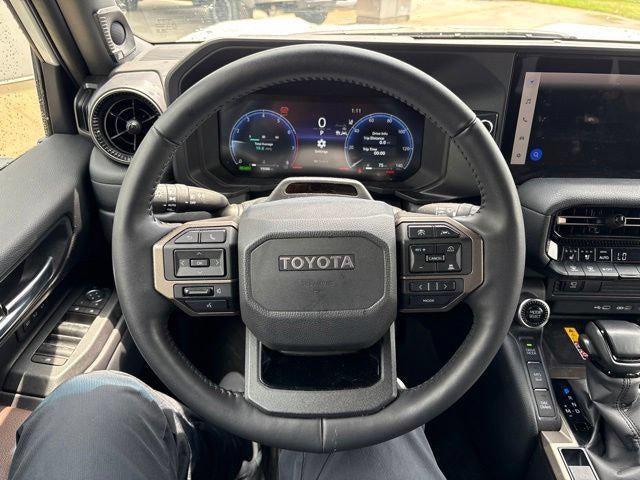 2025 Toyota Land Cruiser 4WD
