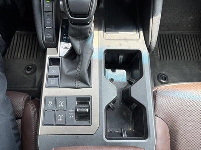 2025 Toyota Land Cruiser 4WD