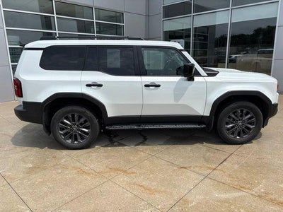 2025 Toyota Land Cruiser 4WD