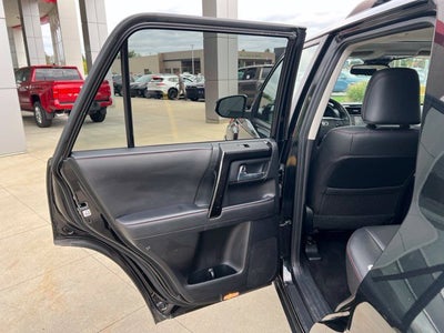 2020 Toyota 4Runner Venture 4WD