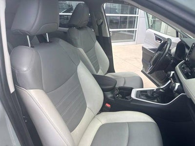2019 Toyota RAV4 XLE Premium AWD