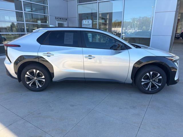 2025 Toyota bZ4X XLE AWD