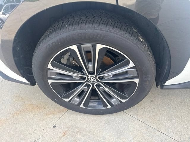 2024 Toyota bZ4X Limited AWD