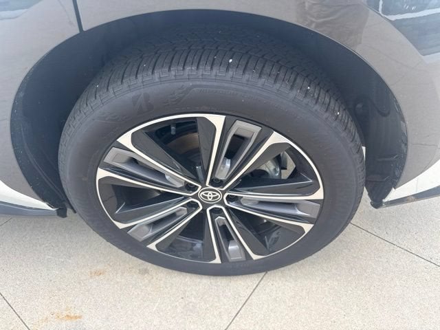 2024 Toyota bZ4X Limited AWD