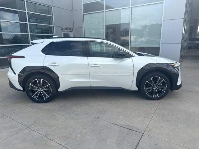 2024 Toyota bZ4X Limited AWD