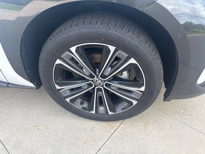 2024 Toyota bZ4X Limited AWD