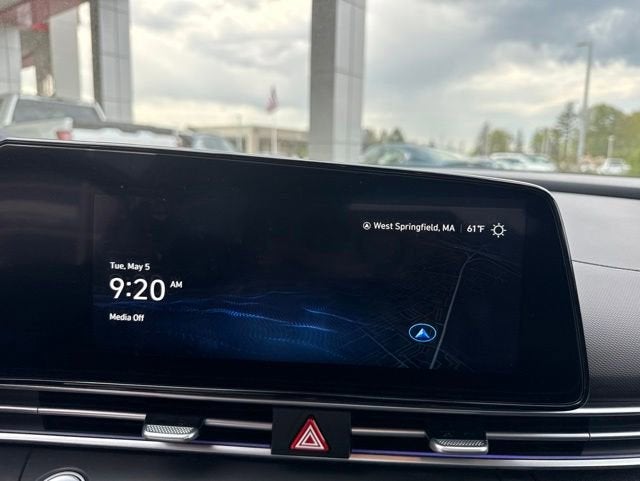 2026 Hyundai Elantra Limited IVT