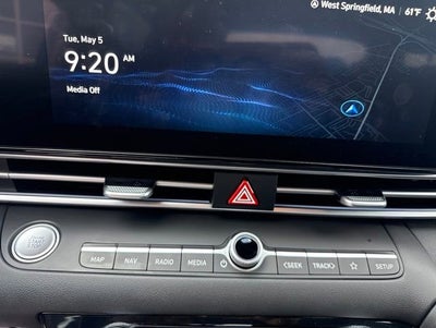 2026 Hyundai Elantra Limited IVT