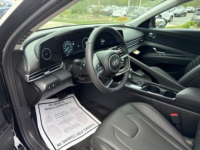 2026 Hyundai Elantra Limited IVT