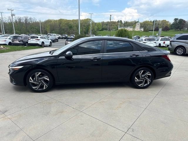 2026 Hyundai Elantra Limited IVT