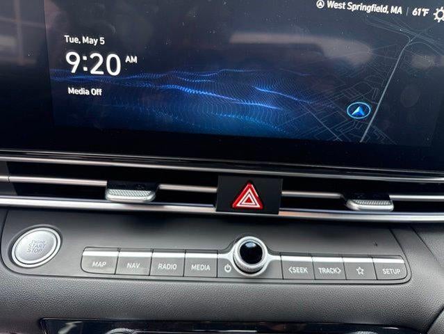 2026 Hyundai Elantra Limited IVT