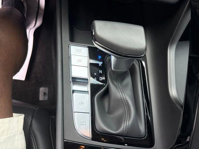 2026 Hyundai Elantra Limited IVT