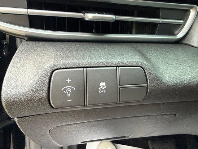 2026 Hyundai Elantra Limited IVT