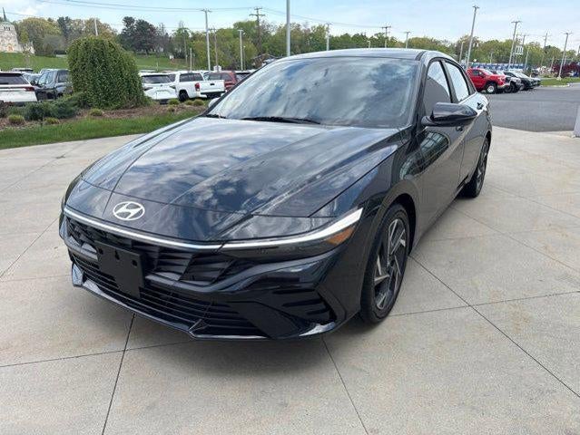 2026 Hyundai Elantra Limited IVT