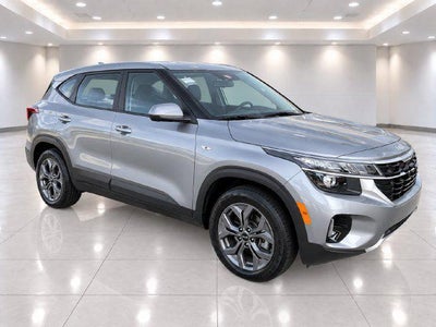 2025 Kia Seltos LX IVT AWD