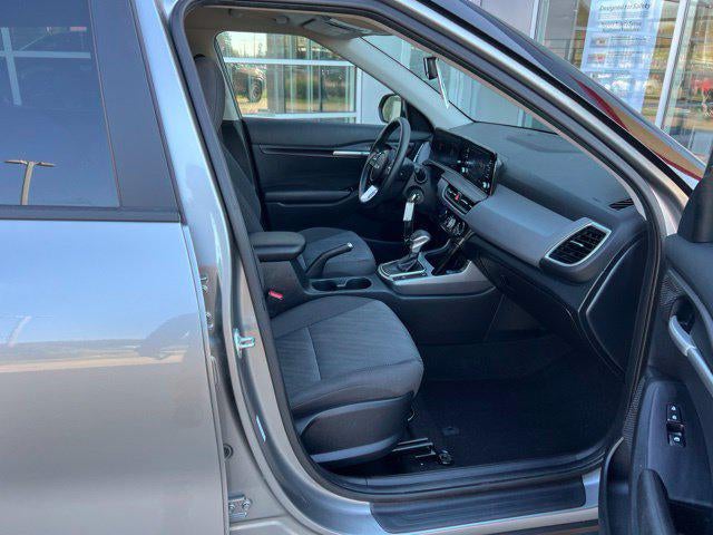 2025 Kia Seltos LX IVT AWD