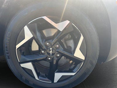 2024 Kia Seltos EX IVT AWD