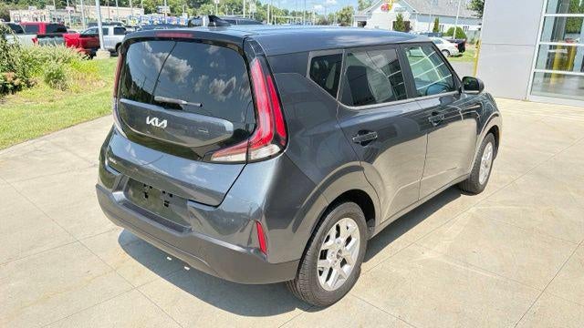 2023 Kia Soul LX IVT