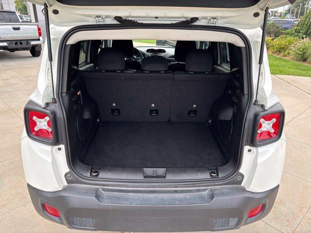2023 Jeep Renegade Latitude 4x4