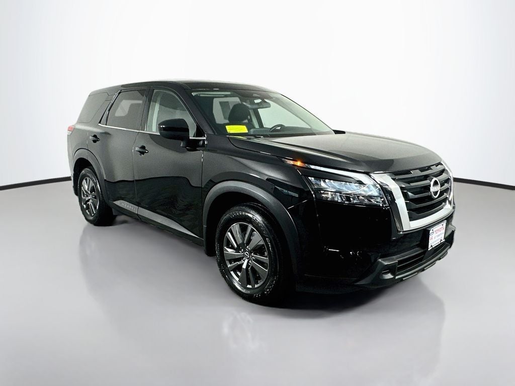 2024 Nissan Pathfinder S
