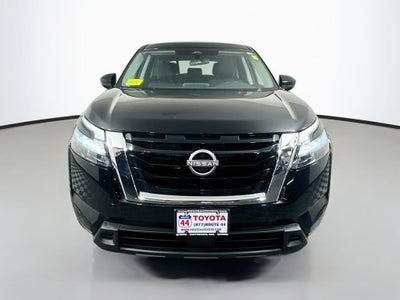 2024 Nissan Pathfinder S