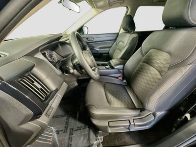 2024 Nissan Pathfinder S