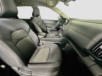 2024 Nissan Pathfinder S