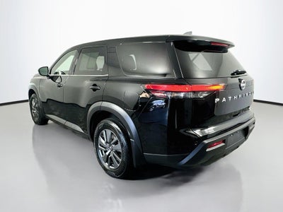 2024 Nissan Pathfinder S