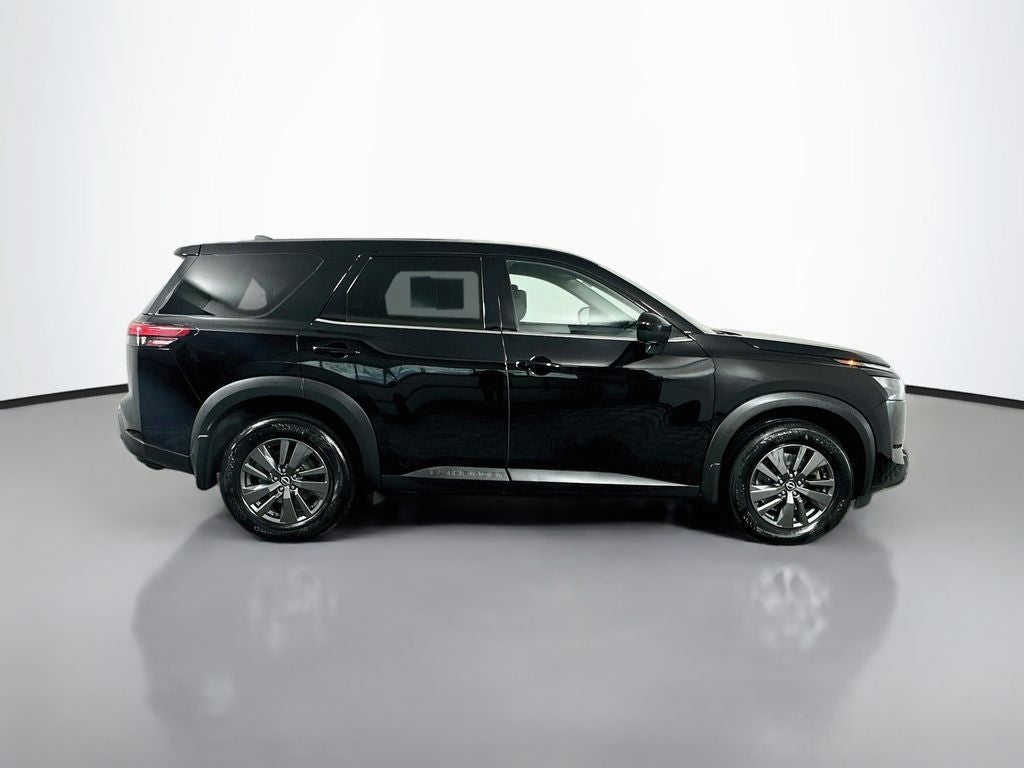 2024 Nissan Pathfinder S