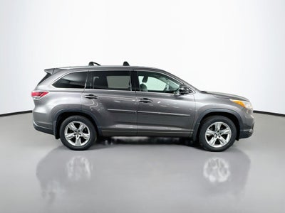 2016 Toyota Highlander Limited Platinum V6