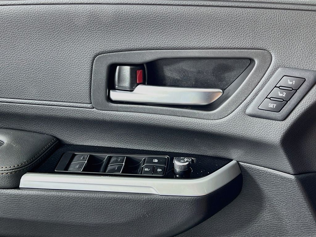 2026 Toyota Sienna Platinum 7 Passenger