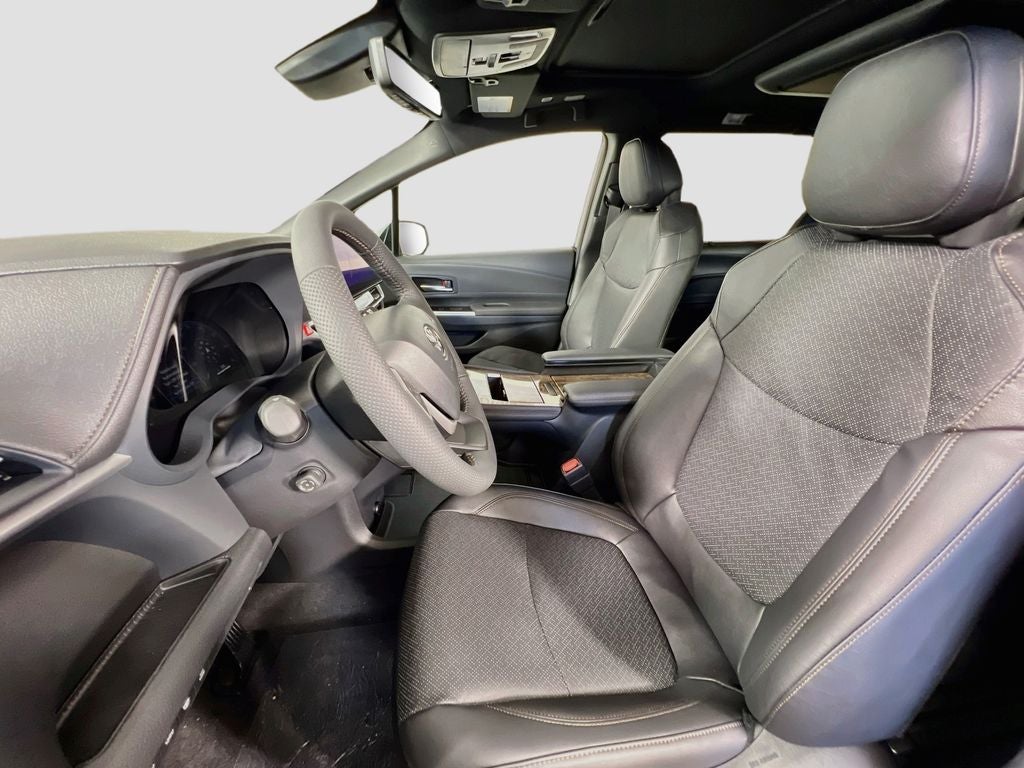 2026 Toyota Sienna Platinum 7 Passenger