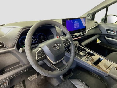 2026 Toyota Sienna Platinum 7 Passenger