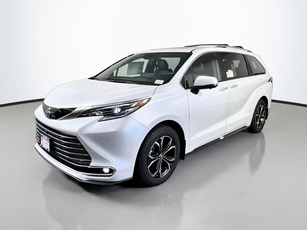 2026 Toyota Sienna Platinum 7 Passenger