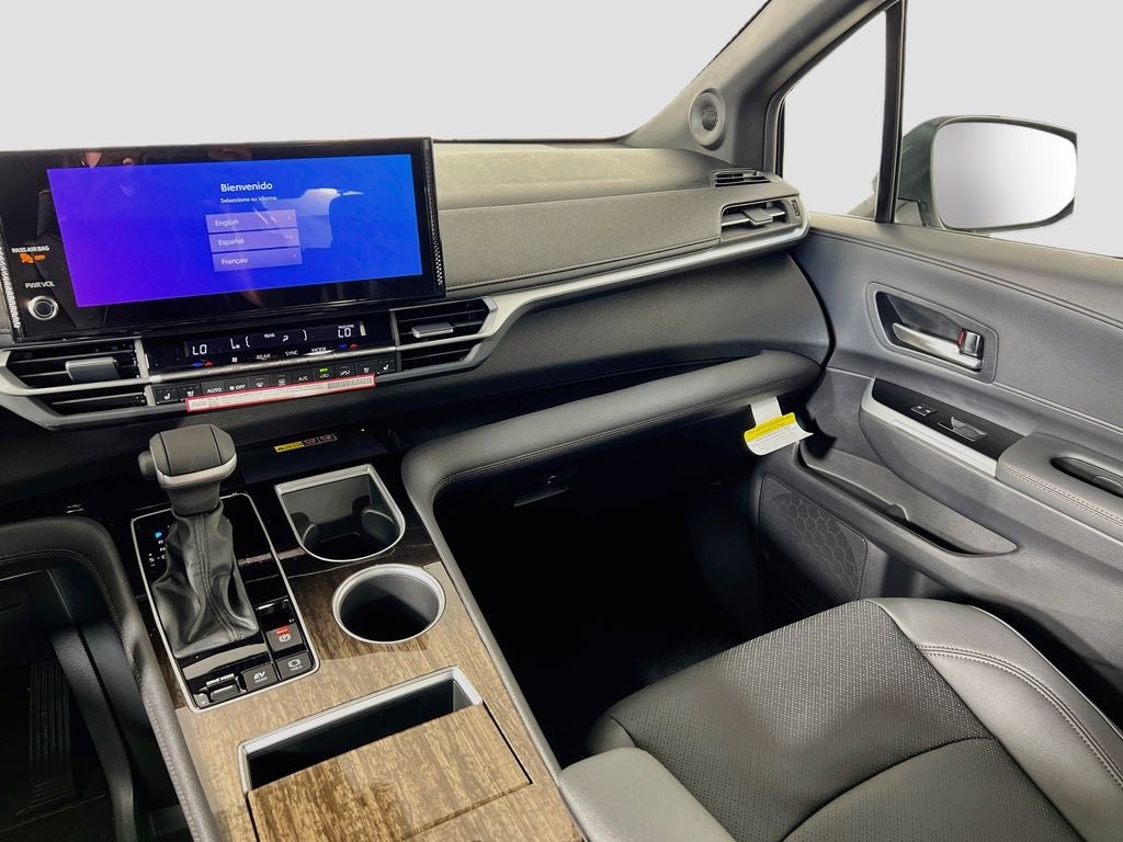 2026 Toyota Sienna Platinum 7 Passenger