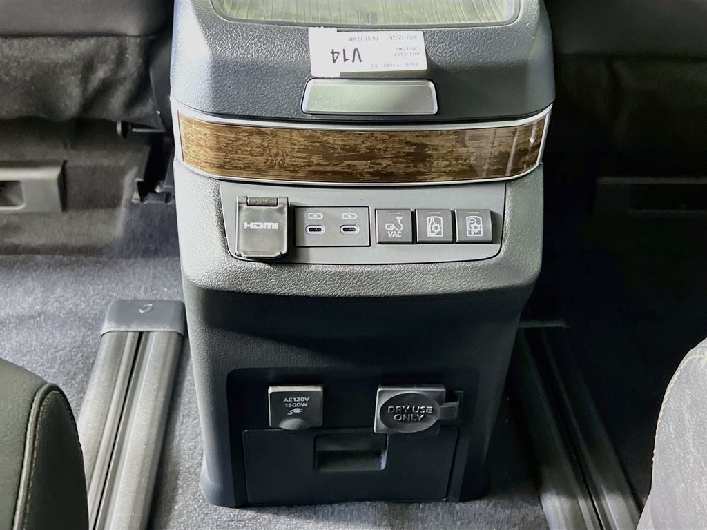 2026 Toyota Sienna Platinum 7 Passenger