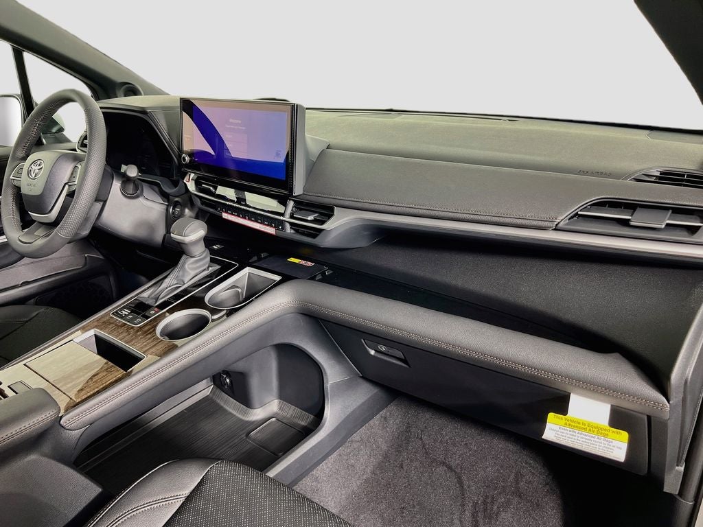 2026 Toyota Sienna Platinum 7 Passenger