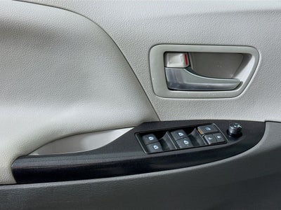 2017 Toyota Sienna LE 8 Passenger