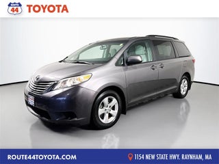 2017 Toyota Sienna LE 8 Passenger