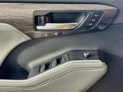 2021 Toyota Highlander Hybrid Limited